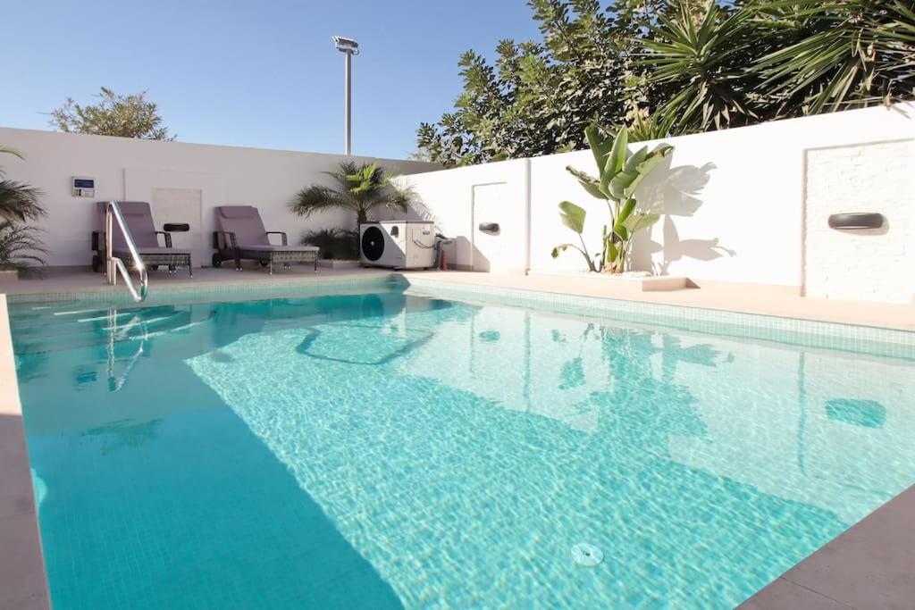 Vila Casa Olivia With Pool Heating Fee Torrevieja Exteriér fotografie
