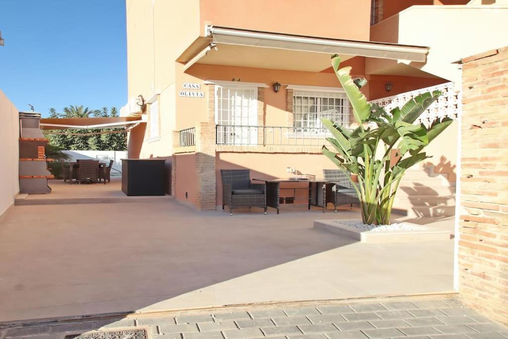 Vila Casa Olivia With Pool Heating Fee Torrevieja Exteriér fotografie